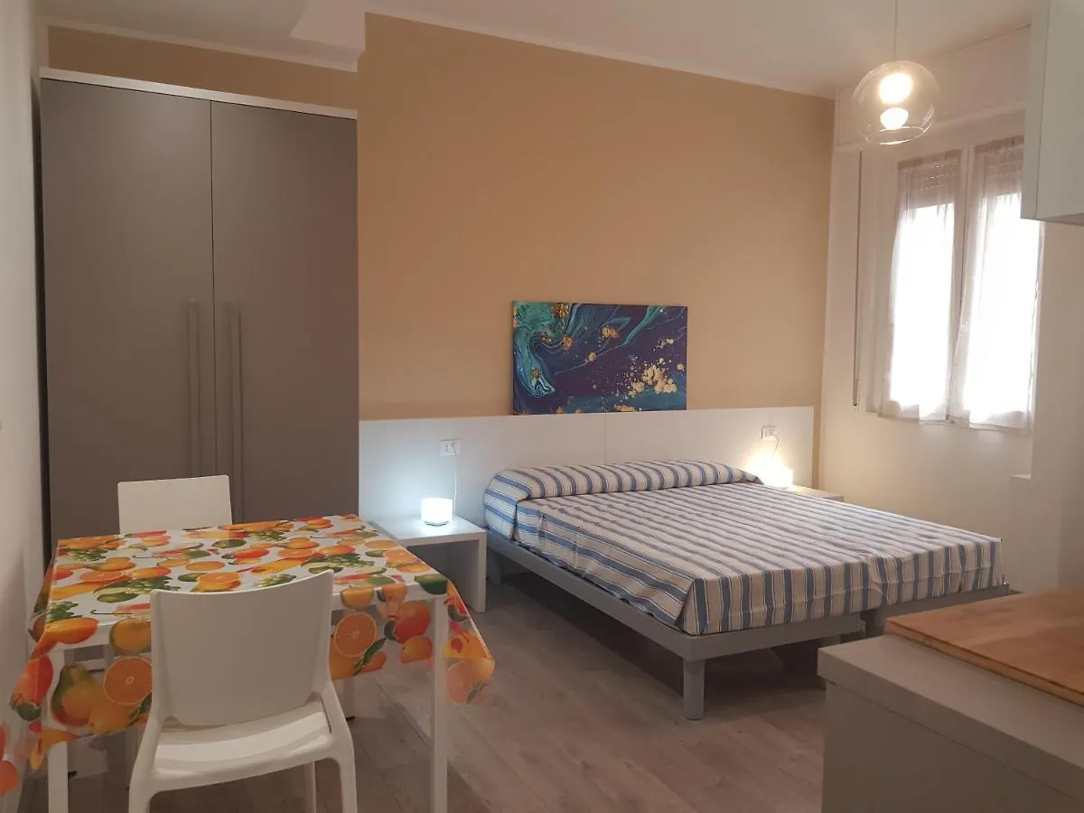Cristina Sweet Home Savona 0*,
